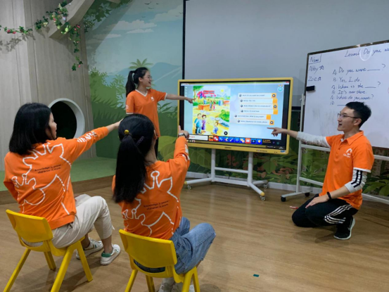 长颈鹿英语教育，让孩子不止是优秀，更是领袖
