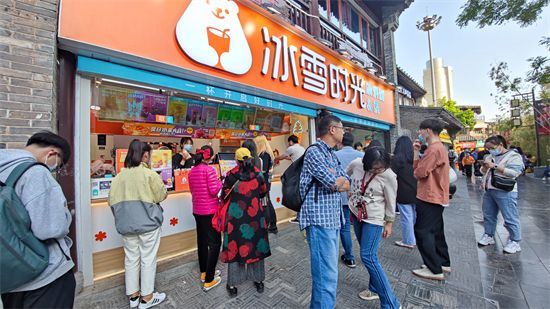 坚持抠细节的冰雪时光，门店月营收暴增10W+
