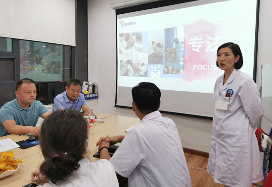 統(tǒng)一思想，凝聚共識｜鄭州童瞳眼科召開2021年全體員工會議