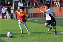 9岁足球小将赛后采访走红 网友纷纷留言为他加油