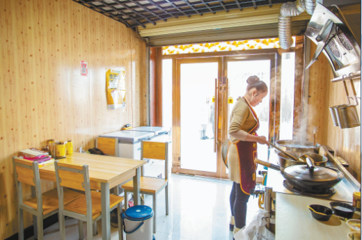 喜茶推出子品牌“喜小茶”等 大牌餐饮入局做小餐饮 