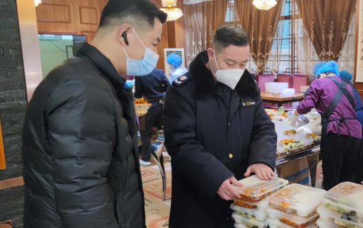 發(fā)揮“明廚亮灶智慧食安”優(yōu)勢 銀川加強供餐單位食安檢查