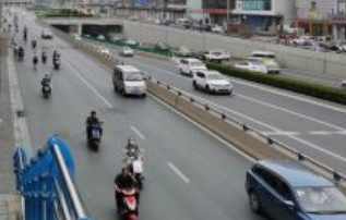 下月起北京道路停车新增补缴环节 降低处罚幅度