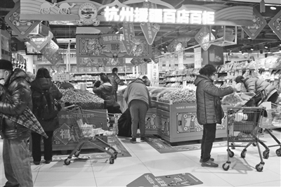 新疆灰枣、纸皮核桃来了 杭州人的年货又有了更多新选择