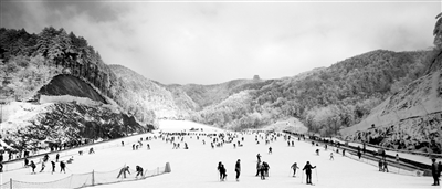 冰雪运动火了 冰雪运动项目上课需提前好几天预约