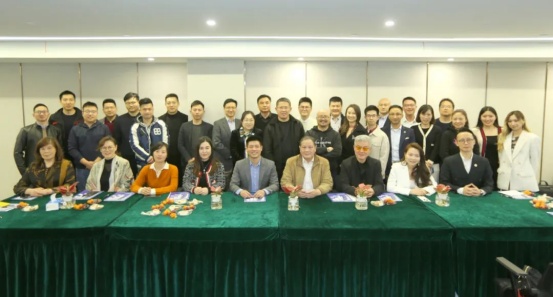 前軟銀中國董事總經(jīng)理馮正明、永和豆?jié){創(chuàng)始人林炳生等投資大佬聚焦益航科技移動服務機場人發(fā)展！