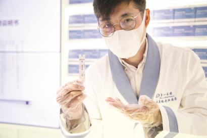 首批新冠抗原检测试剂盒在上海开售 线上最快明起发货