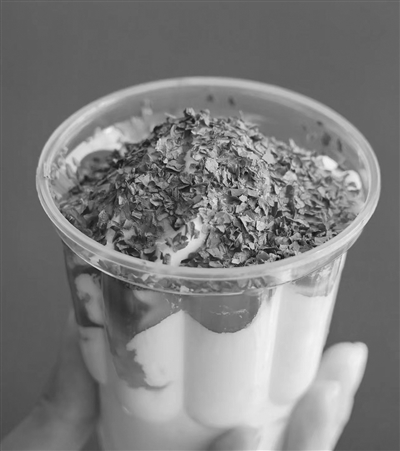 卡士酸奶酵母超标60倍 真把消费者当冤大头了？