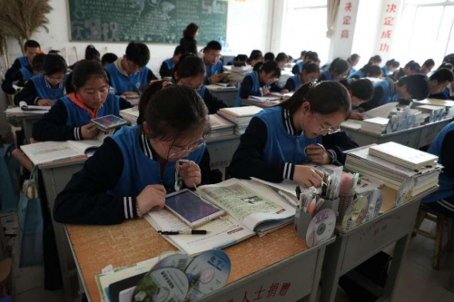 科技縮短教育距離 20萬iEnglish用戶同戰ETP大賽