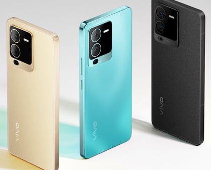 vivo S15系列发布 采用一体航空铝直边中框设计