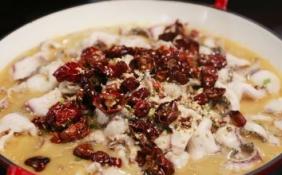 贾国龙功夫菜仍在探索最优解 多店调整只为预制菜？