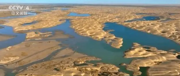 塔克拉玛干沙漠出现众多湖泊 塔克拉玛干沙漠为什么会有洪水？